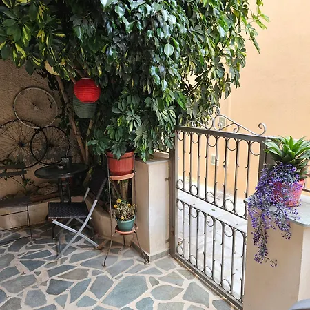 Maria's Syros